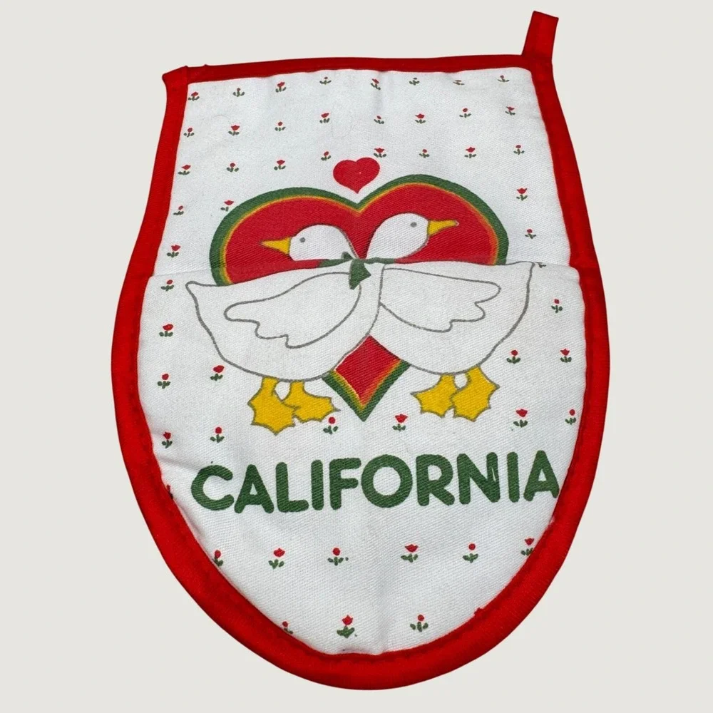 Vintage California Geese‎ Pot Holder OS White Red Kitsch Cottagecore Rustic